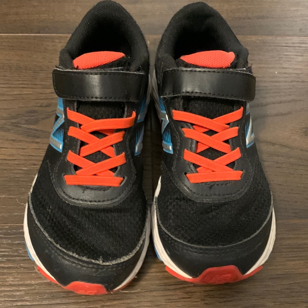 NB kids shoes